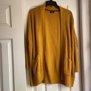 BDG YELLOW CARDIGAN